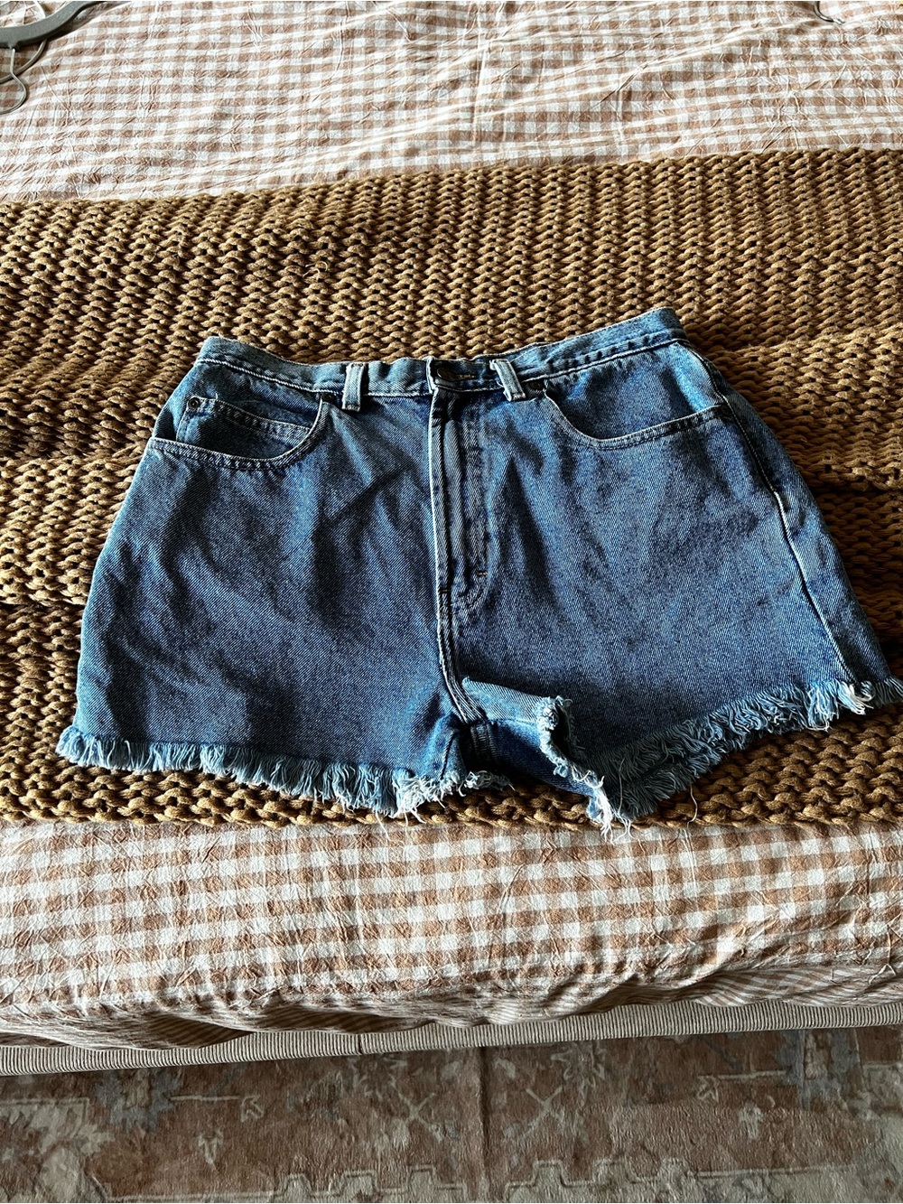 VINTAGE Wilson Blue Denim Frayed Hem High-Rise Shorts